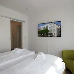 Haus Jahreszeiten By Rujana ビンツ